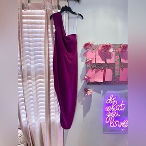 NWT Issue One shoulder dress size Medium